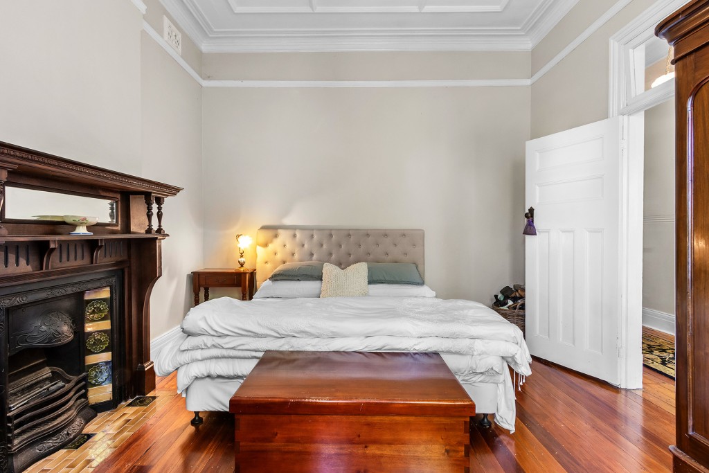 9 Sale Street, Orange NSW 2800 - photo 14
