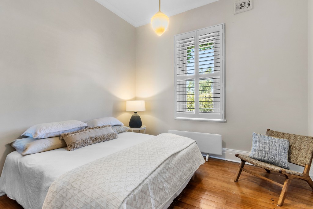 9 Sale Street, Orange NSW 2800 - photo 16