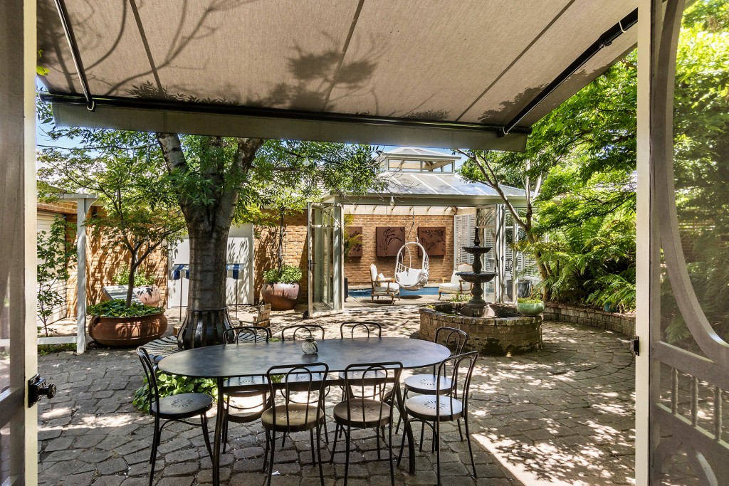 9 Sale Street, Orange NSW 2800 - photo 17