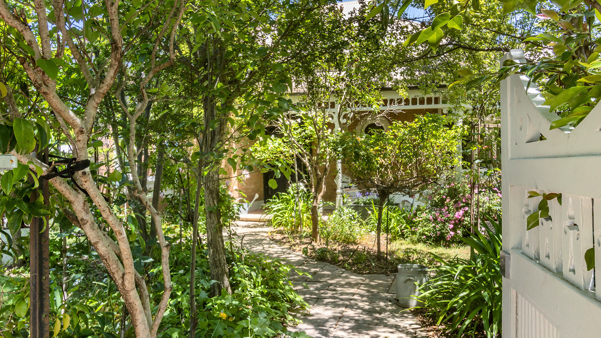 9 Sale Street, Orange NSW 2800 - photo 18