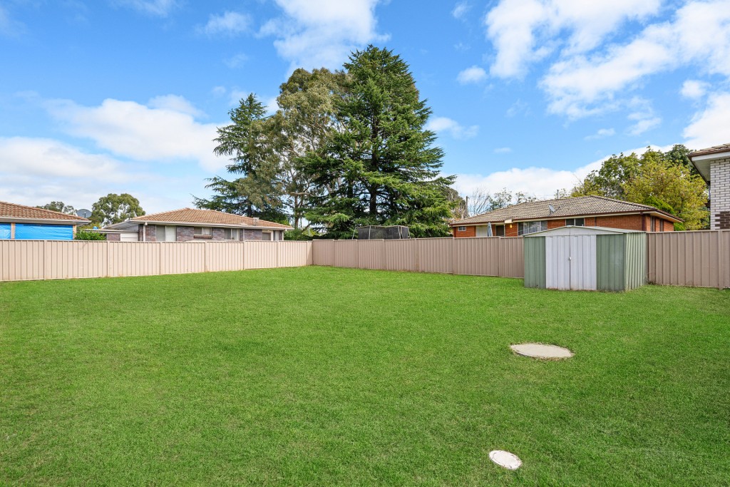 4 Lesbos Place, Orange NSW 2800 - photo 12