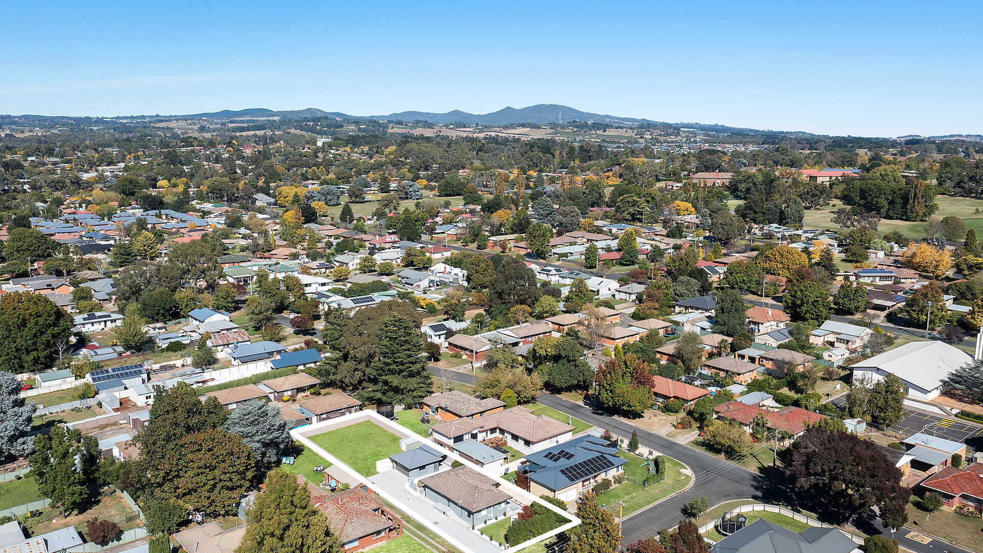 4 Lesbos Place, Orange NSW 2800 - photo 17