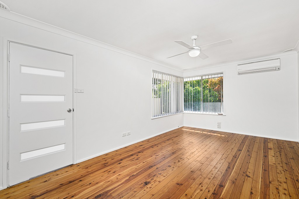 4 Lesbos Place, Orange NSW 2800 - photo 3