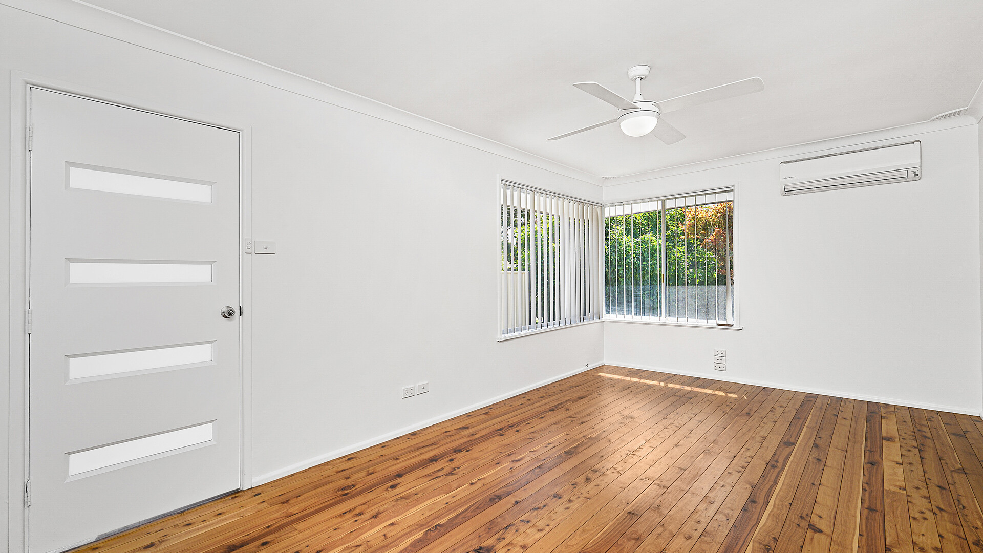 4 Lesbos Place, Orange NSW 2800 - photo 3