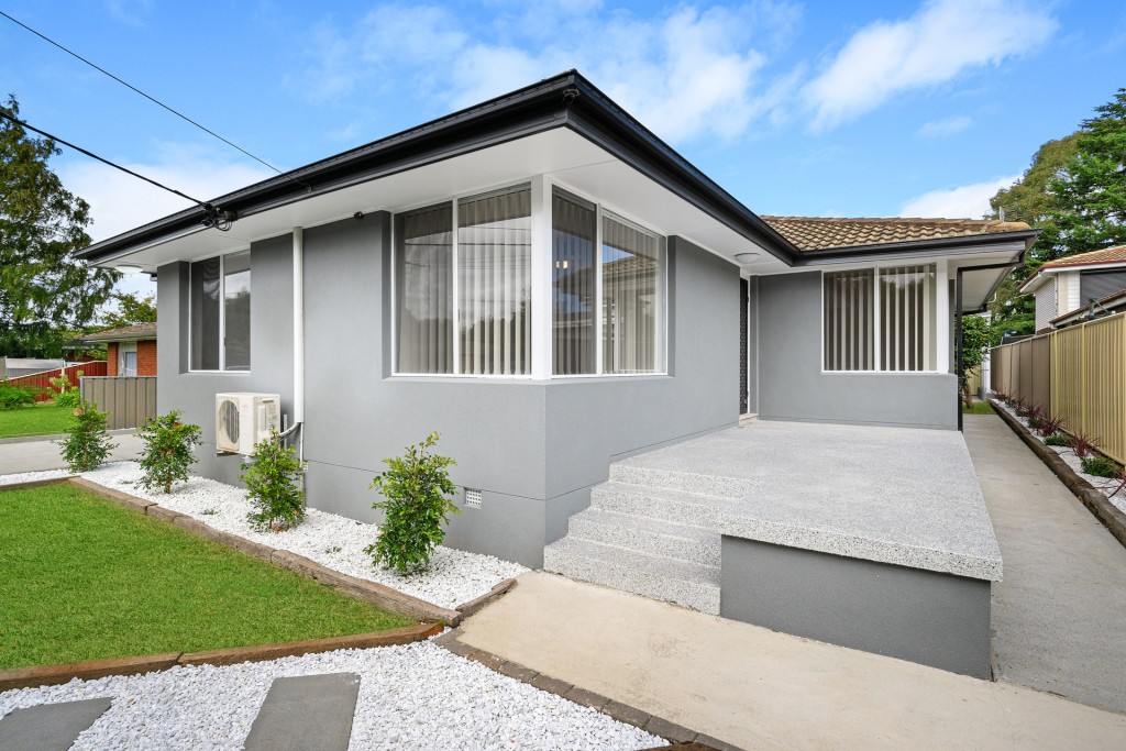 4 Lesbos Place, Orange NSW 2800 - photo 6