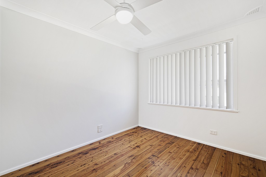 4 Lesbos Place, Orange NSW 2800 - photo 10