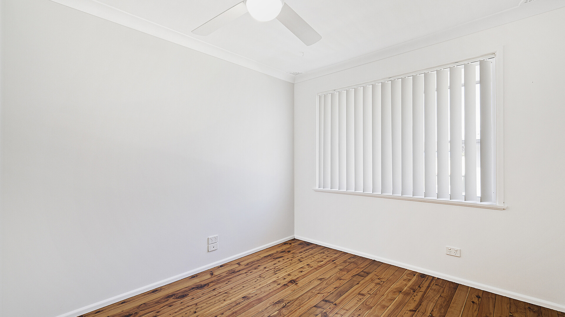 4 Lesbos Place, Orange NSW 2800 - photo 10
