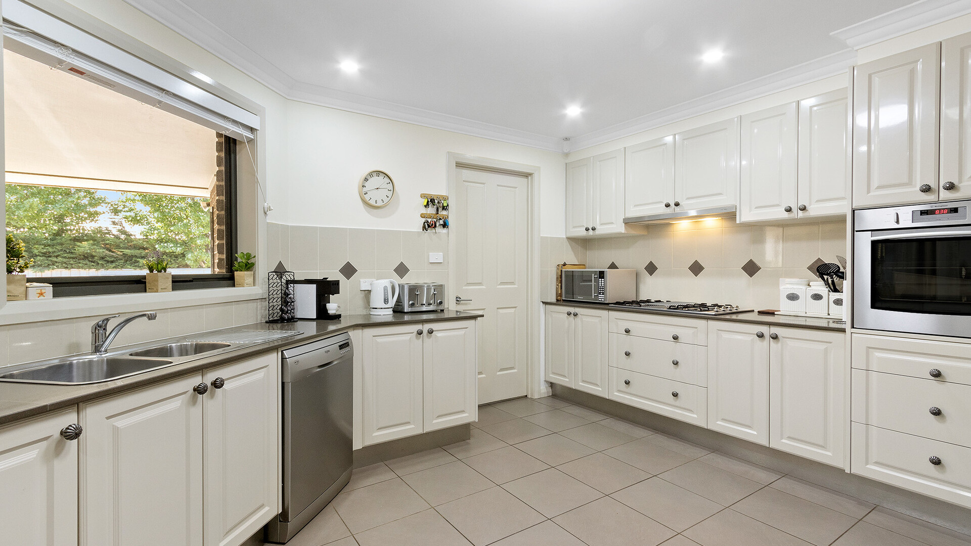 15 Murray Avenue, Orange NSW 2800 - photo 3