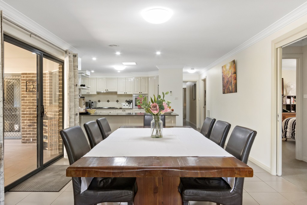 15 Murray Avenue, Orange NSW 2800 - photo 6