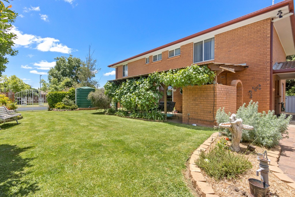 26 Seville Parade, Orange NSW 2800 - photo 12