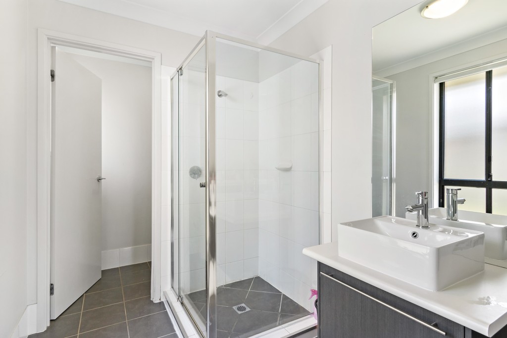 26 Molloy Drive, Orange NSW 2800 - photo 9