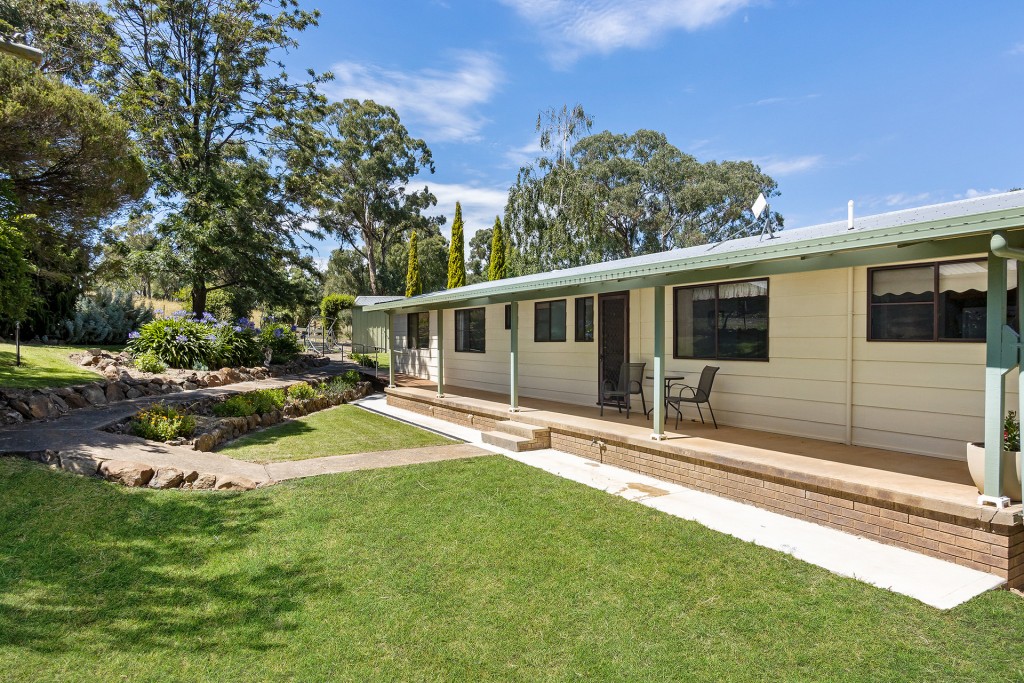 67 Beer Road, Orange NSW 2800 - photo 3