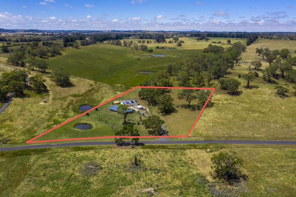 123 Summer Hill Lane, Orange NSW 2800 - photo 2