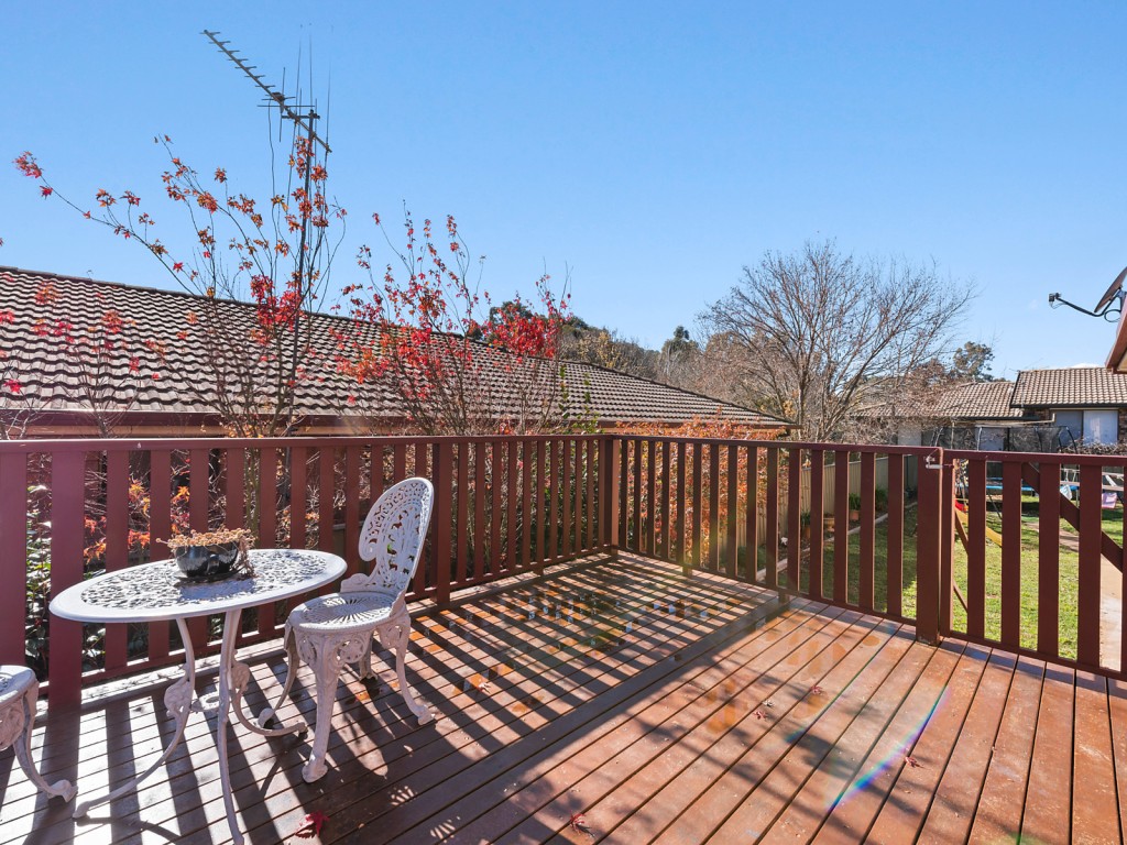 8 Tudor Place, Orange NSW 2800 - photo 2