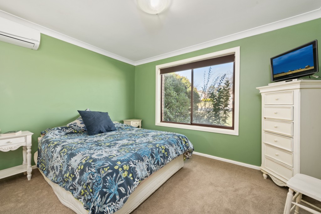 8 Tudor Place, Orange NSW 2800 - photo 14