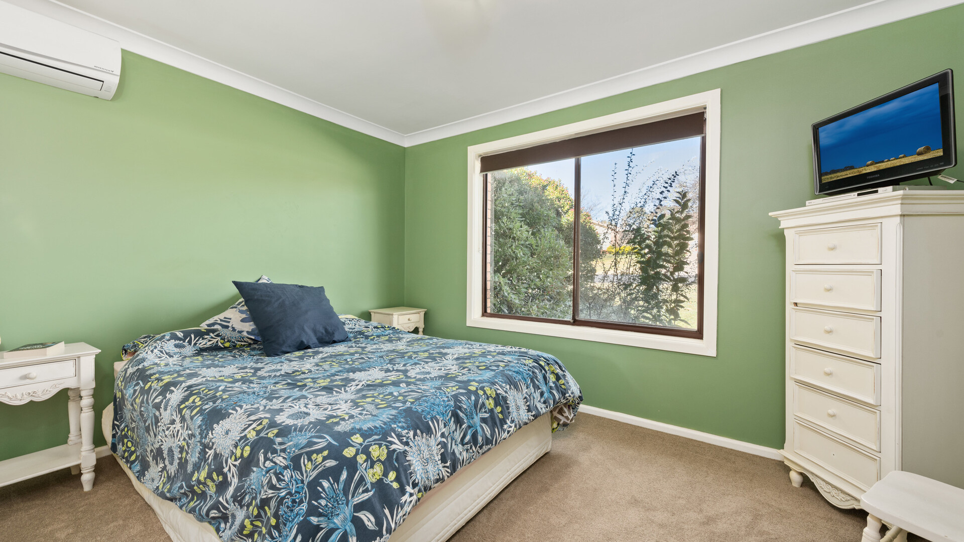 8 Tudor Place, Orange NSW 2800 - photo 14