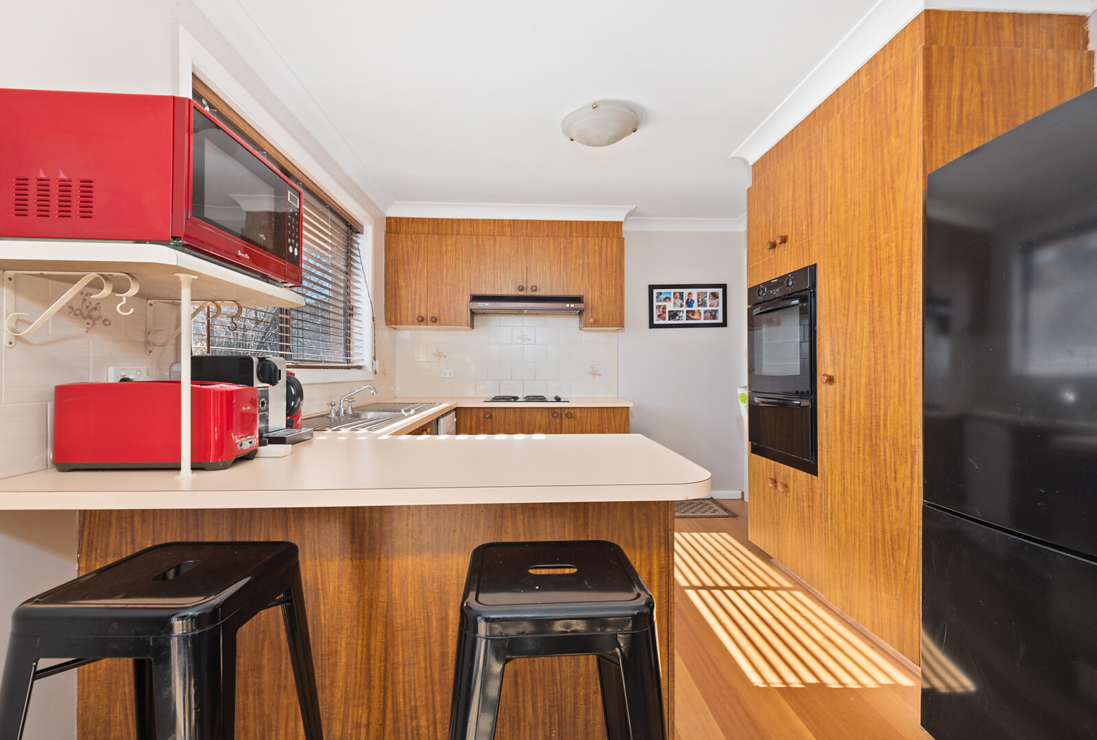 8 Tudor Place, Orange NSW 2800 - photo 4