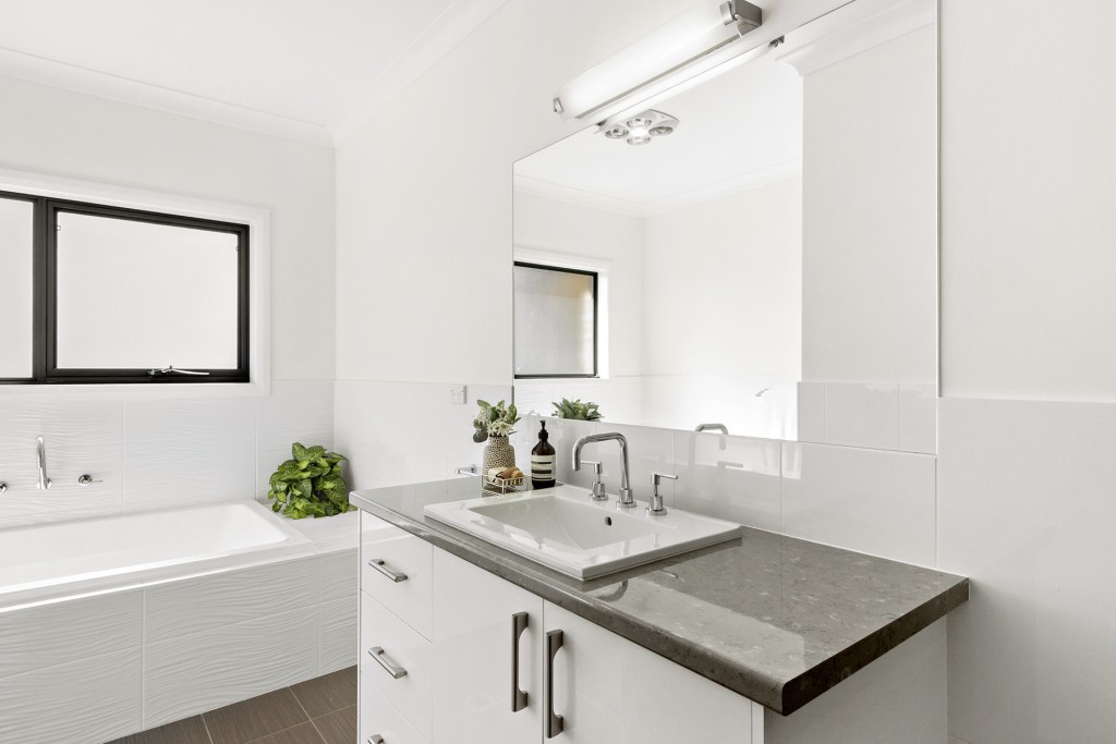 13 Dairy Hill Place, Orange NSW 2800 - photo 13