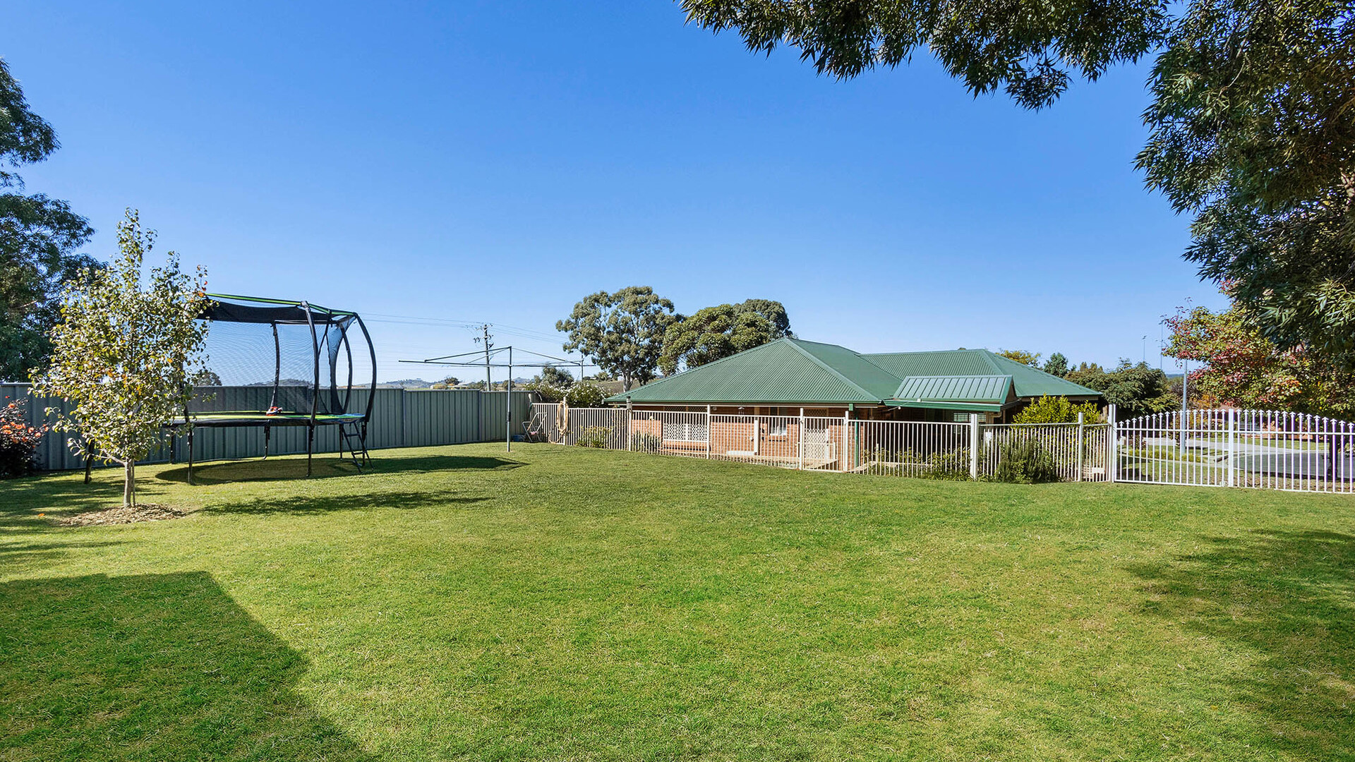 11 Melville Place, Orange NSW 2800 - photo 3