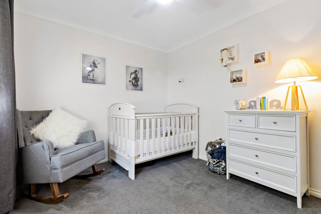 11 Melville Place, Orange NSW 2800 - photo 5