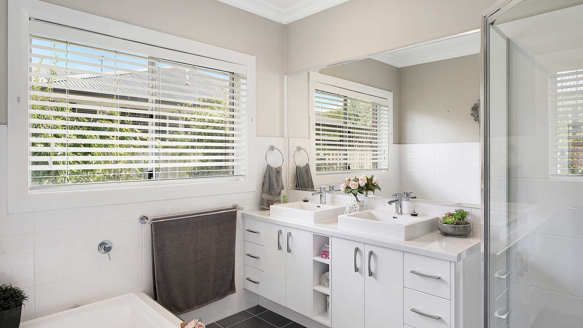 14 Buckland Drive, Orange NSW 2800 - photo 16