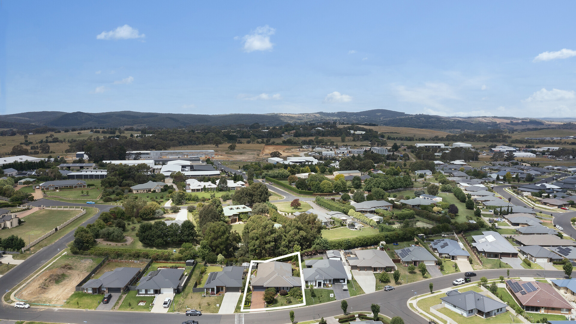14 Buckland Drive, Orange NSW 2800 - photo 18