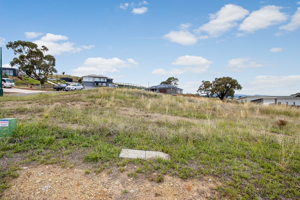 6 Patrick Close, Orange NSW 2800 - photo 3
