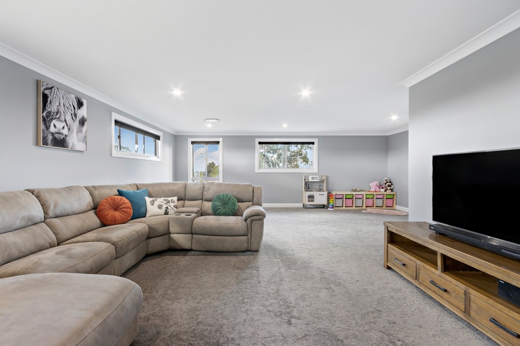 8 Cedar Street, Orange NSW 2800 - photo 13
