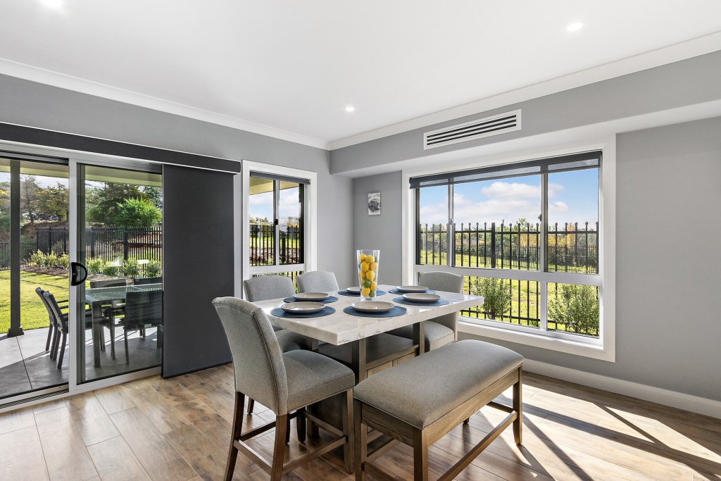 8 Cedar Street, Orange NSW 2800 - photo 4