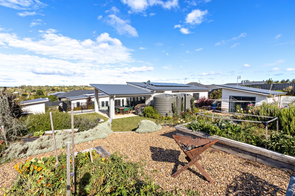 41 Lisbon Circuit, Orange NSW 2800 - photo 11