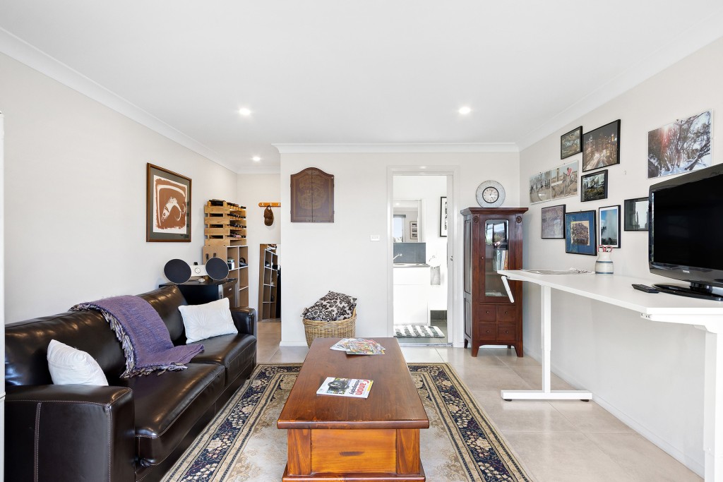 41 Lisbon Circuit, Orange NSW 2800 - photo 14