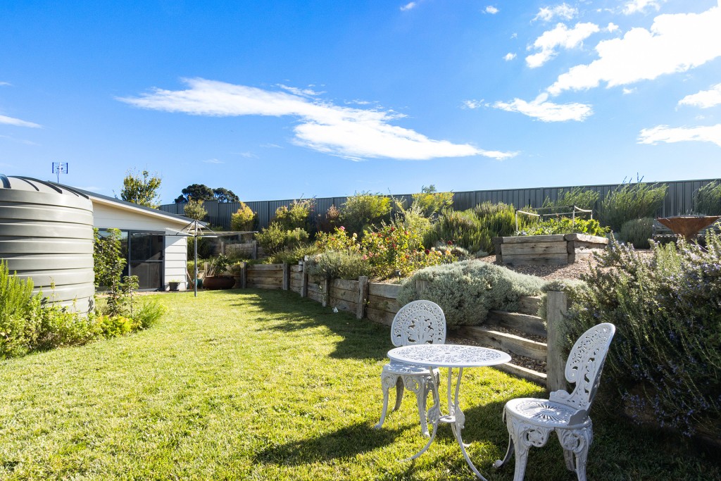 41 Lisbon Circuit, Orange NSW 2800 - photo 4