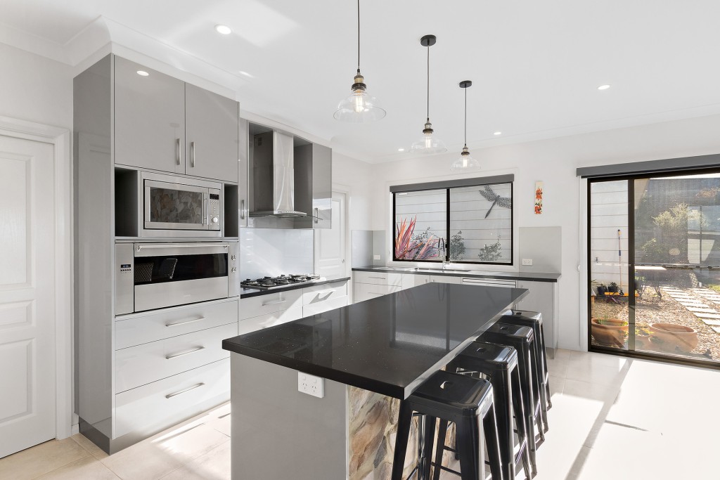 41 Lisbon Circuit, Orange NSW 2800 - photo 5
