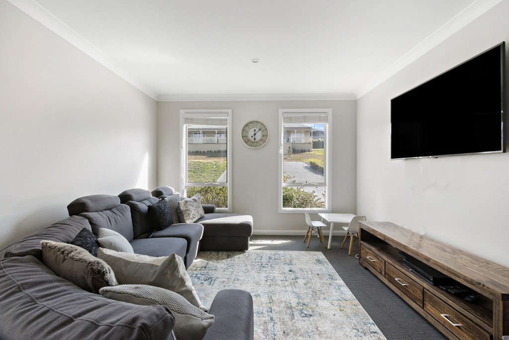 48 Pippin Way, Orange NSW 2800 - photo 6