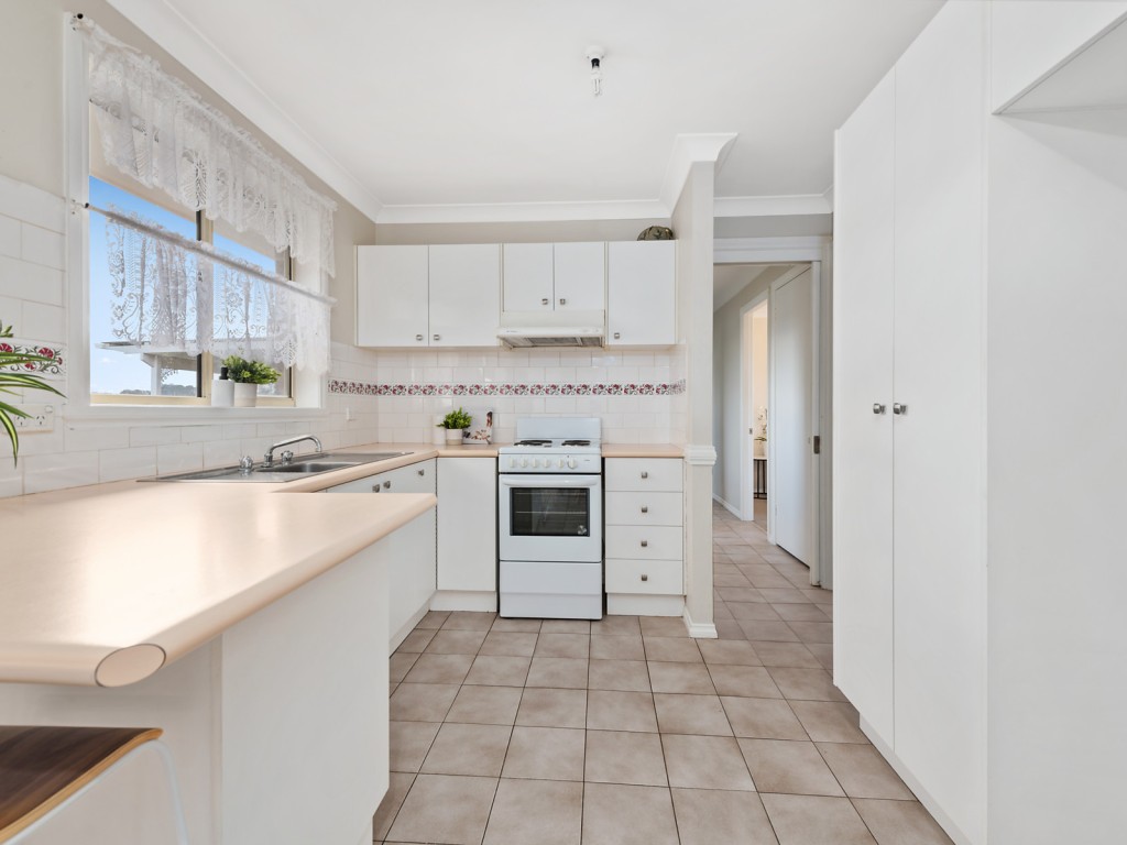 15 Turner Crescent, Orange NSW 2800 - photo 4