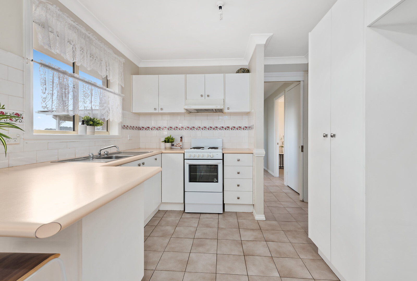 15 Turner Crescent, Orange NSW 2800 - photo 4