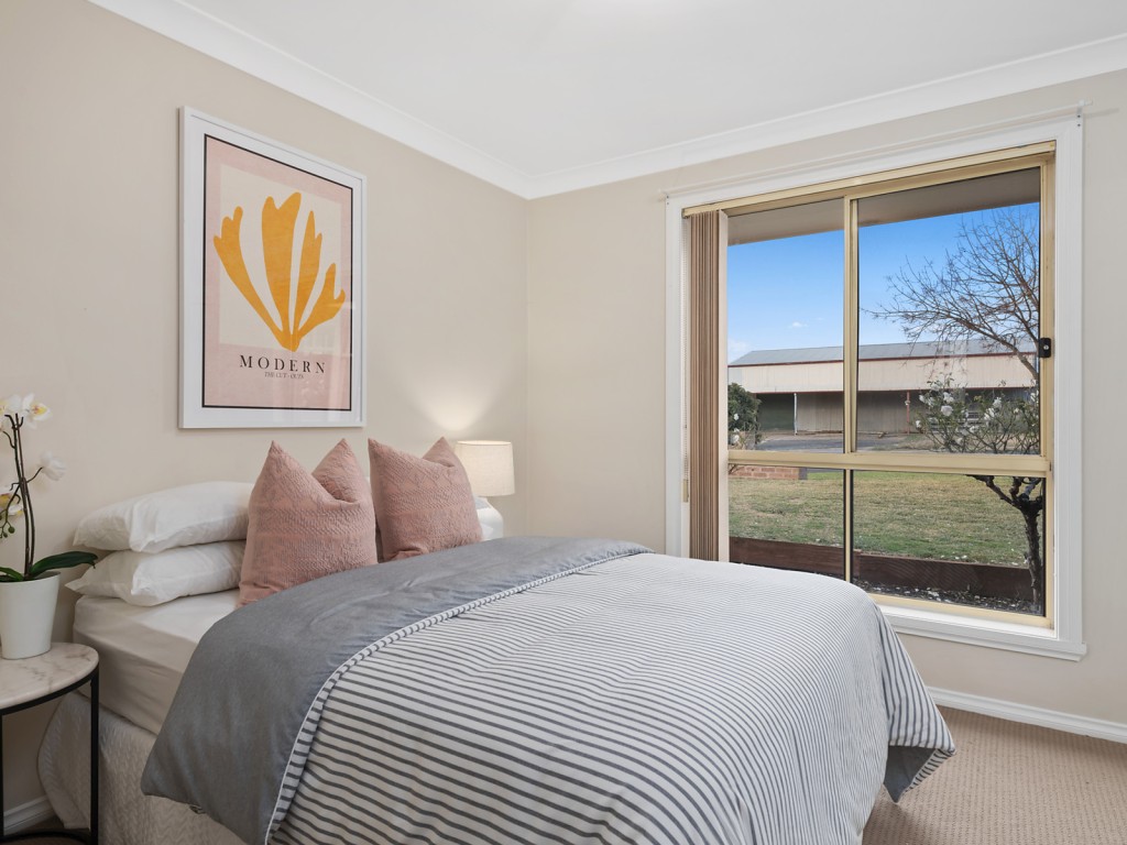 15 Turner Crescent, Orange NSW 2800 - photo 6