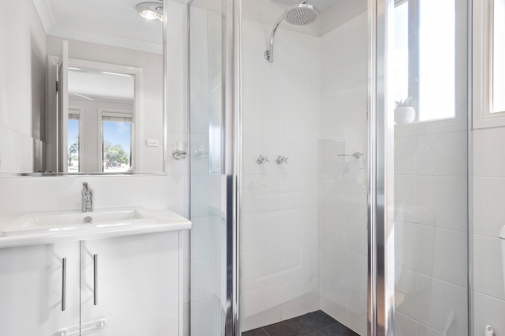 39 Moonstone Drive, Orange NSW 2800 - photo 6