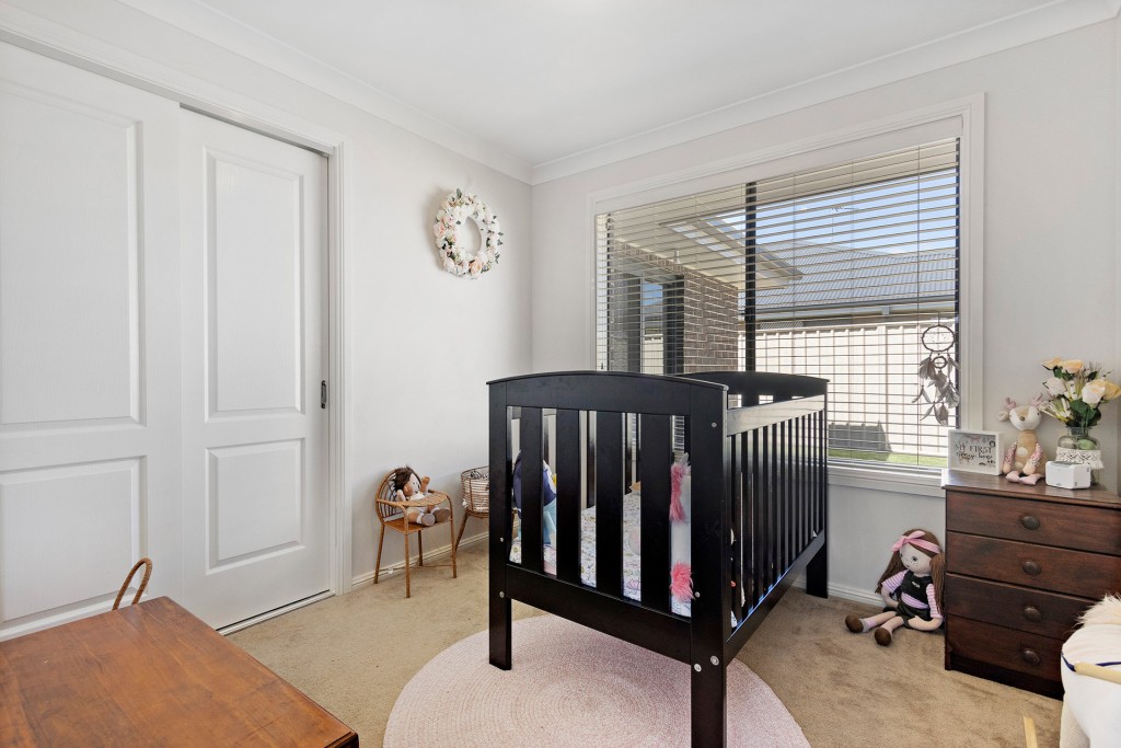 39 Moonstone Drive, Orange NSW 2800 - photo 8