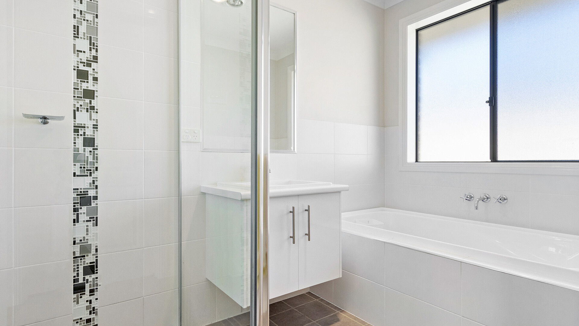 39 Moonstone Drive, Orange NSW 2800 - photo 9