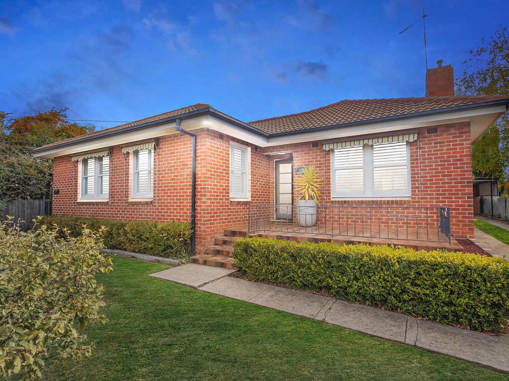 105 Sale Street, Orange NSW 2800 - McGrath Central West