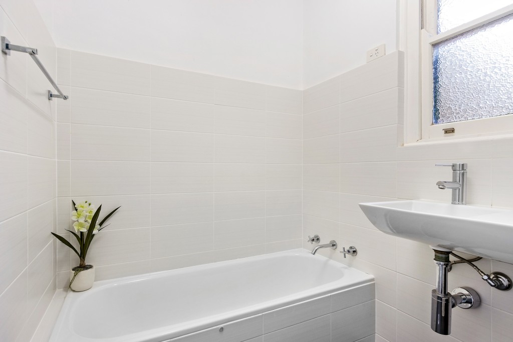 105 Sale Street, Orange NSW 2800 - photo 10