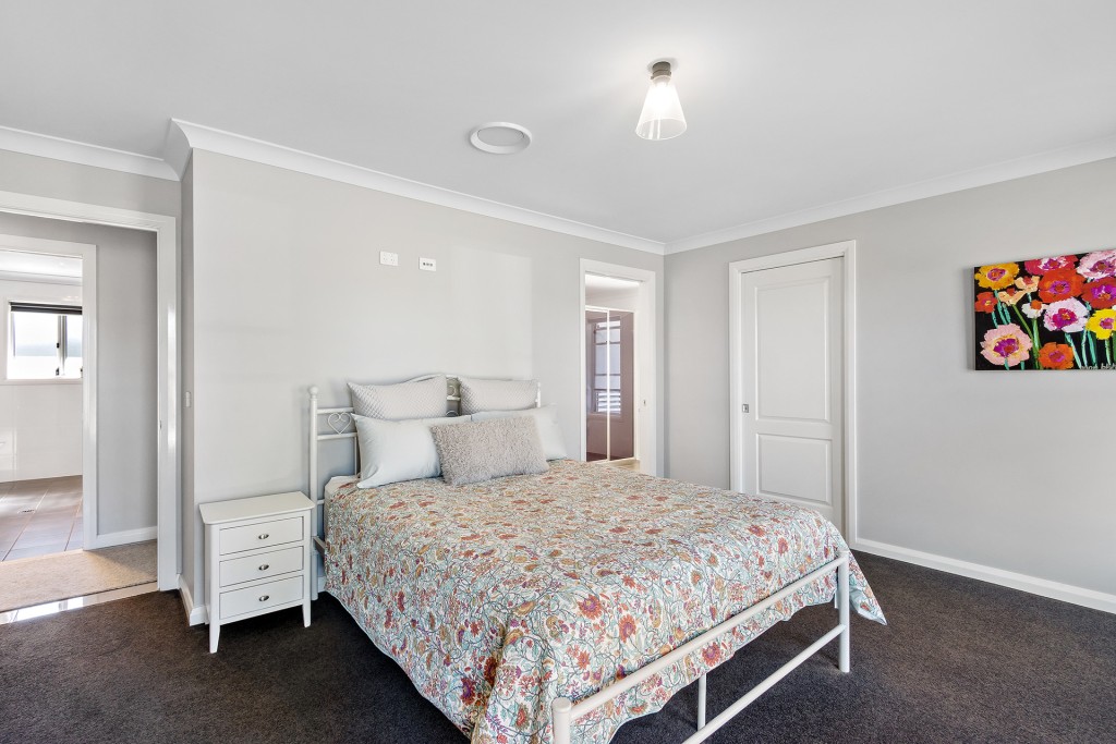 95 Colville Street, Bathurst NSW 2795 - photo 12