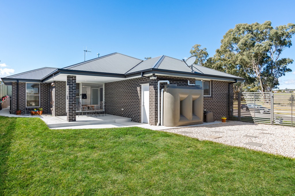 95 Colville Street, Bathurst NSW 2795 - photo 14