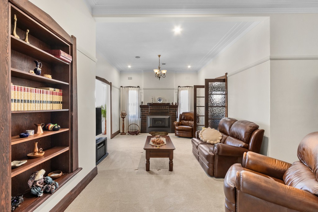 69 Moulder Street, Orange NSW 2800 - photo 4