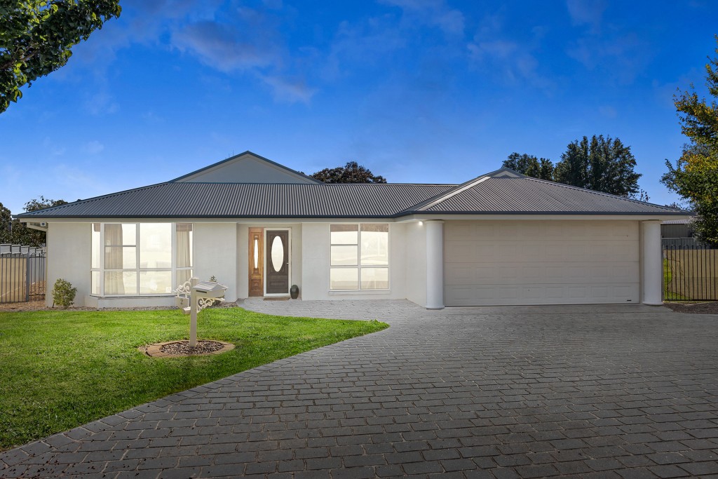 2 Bimble Close, Orange NSW 2800 - McGrath Central West