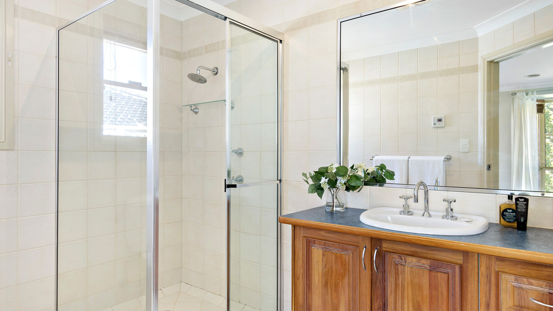 2 Bimble Close, Orange NSW 2800 - photo 15