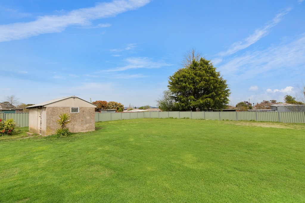 37 Wakeford Street, Orange NSW 2800 - photo 11