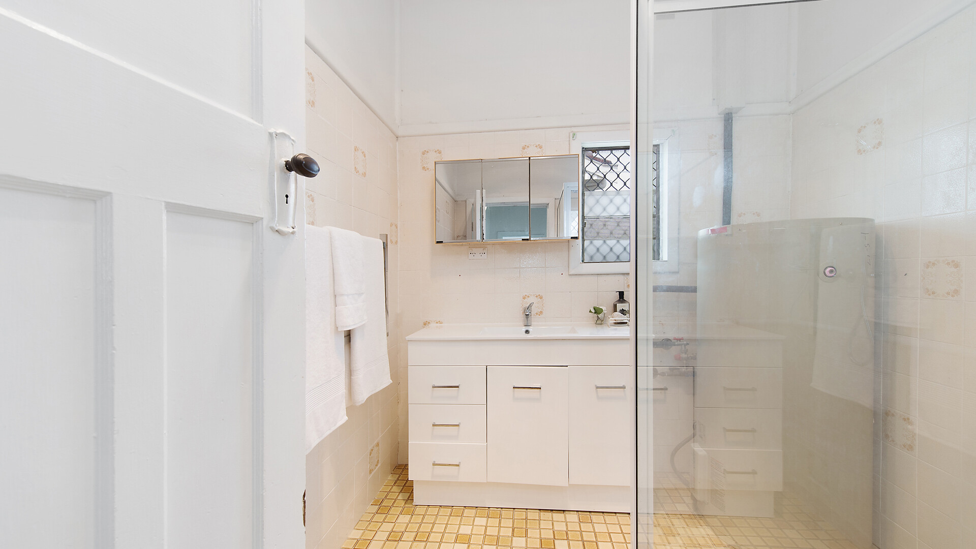 37 Wakeford Street, Orange NSW 2800 - photo 6