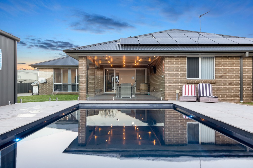 5 Lombardy Way, Orange NSW 2800 - photo 5